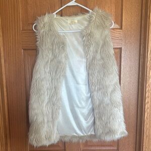 Faux Fur Vest in Cream